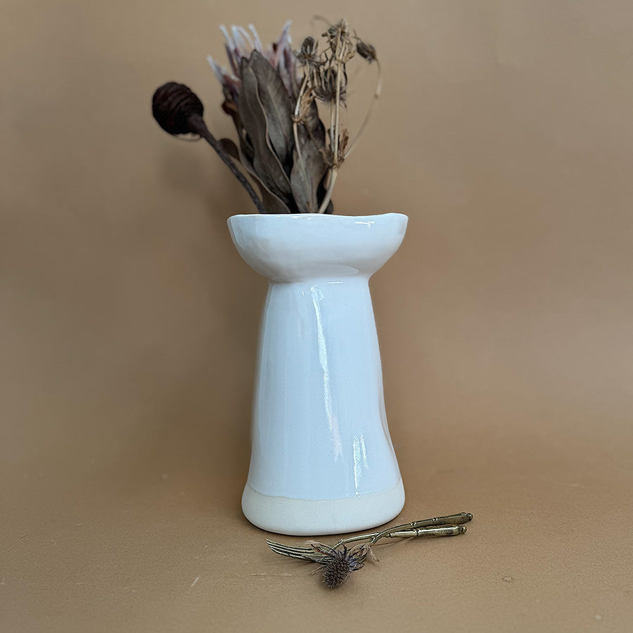 Muwuyu Stemmed Vase