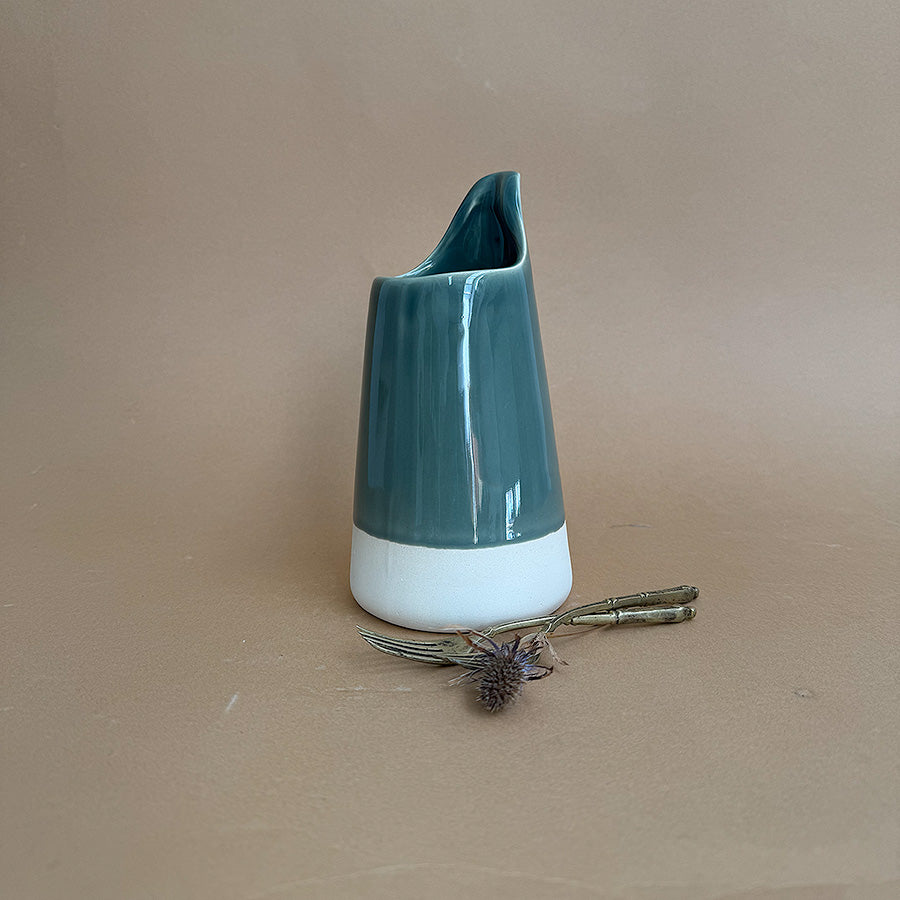 Chirongo Jug